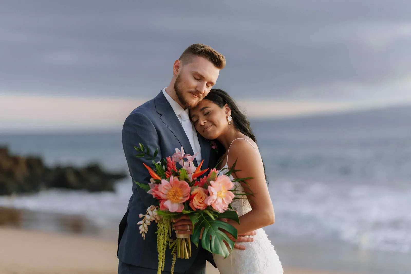 Kaanapali Beach Wedding: Insider Tips for Maui's Iconic Beach