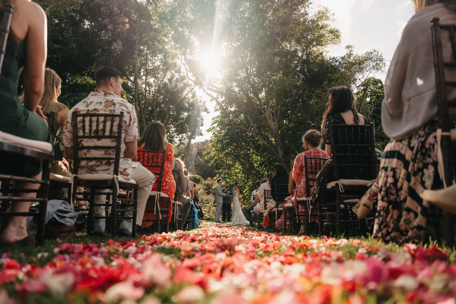 Hawaii Destination Wedding With 30+ Guests? Here's What Changes